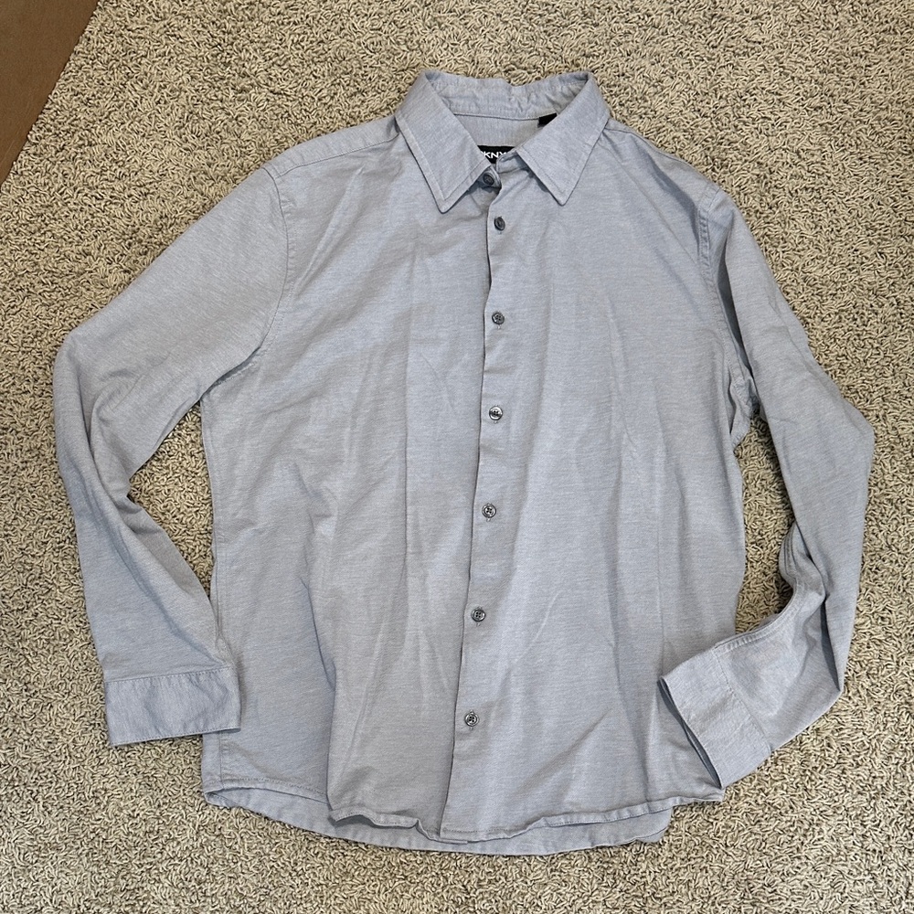 Men's Light Blue Button-Up Shirt